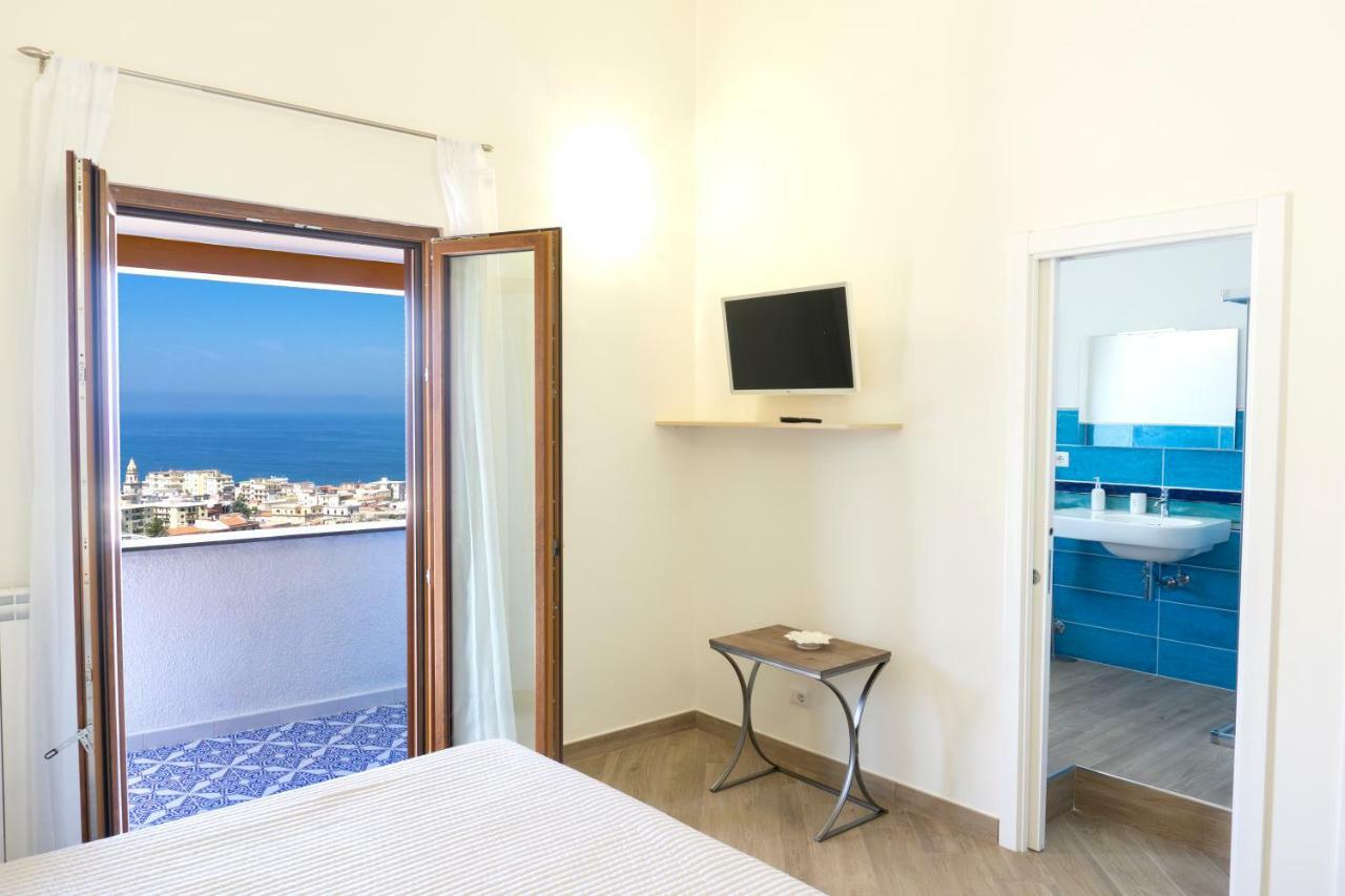 Appartamento In Villa Ariel Vico Equense Ngoại thất bức ảnh